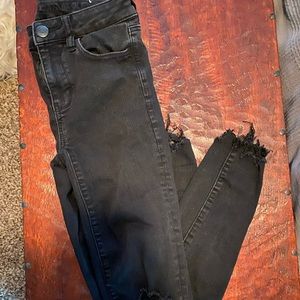 Hi Rise Jegging Black Distressed